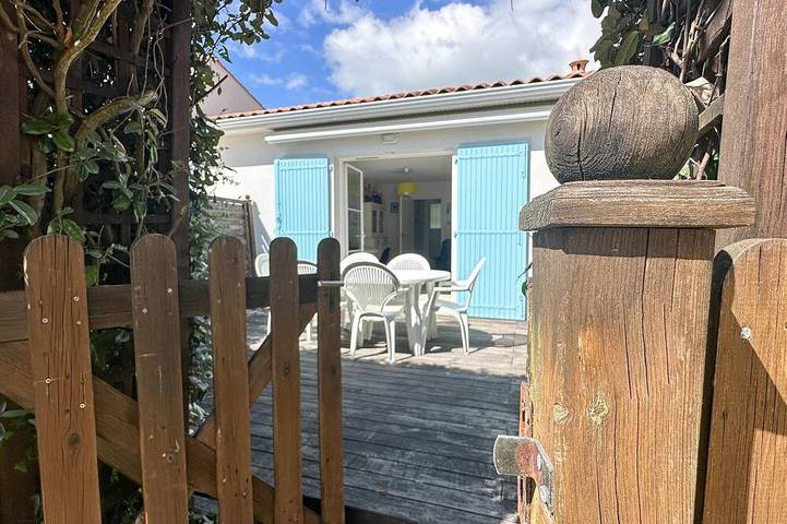 Gîte pour 4 personnes, avec terrasse, animaux acceptés dans Zoo La Palmyre