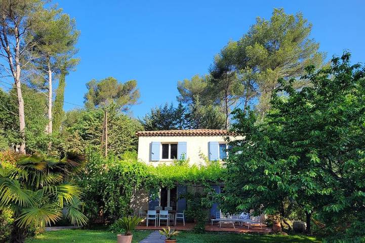 Maison de vacances pour 6 personnes, avec Piscine à Peypin