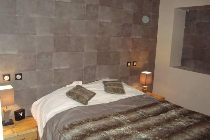 Gîte pour 8 personnes, avec jacuzzi et balcon à Saint-Jean-de-Belleville - 4