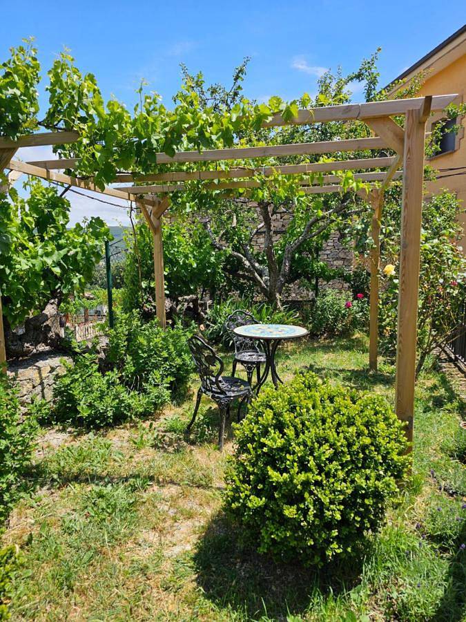 Casa rural para 2 personas, con Balcón y Terraza además de Jardín y Vistas en Tierra Estella - 2