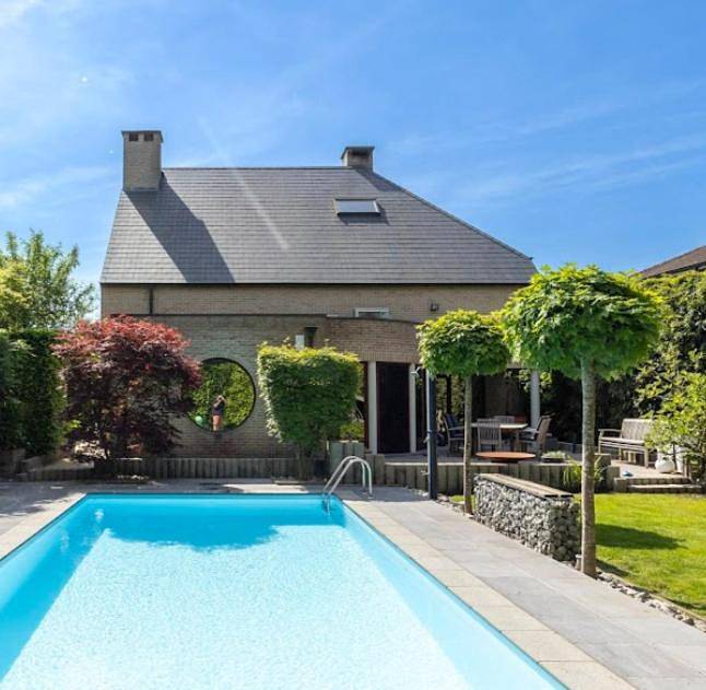 Location de vacances pour 6 personnes, avec Terrasse ainsi que Jardin et Piscine à Grobbendonk