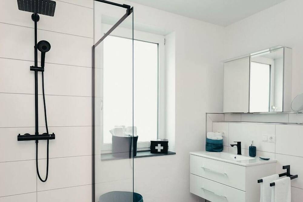 Ganze Wohnung, Alte Schule Kennfus, Ferienwohnung - 4-Bett-Ferienwohnung Dusche/Wc in Bad Bertrich, Traben-Trarbach und Umbegung