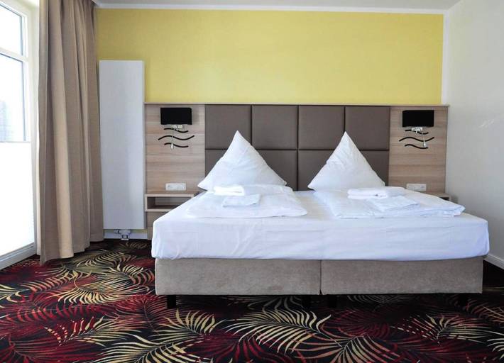 Hotel für 4 Personen, mit Terrasse und Garten sowie Sauna in Altjellingsdorf - 4