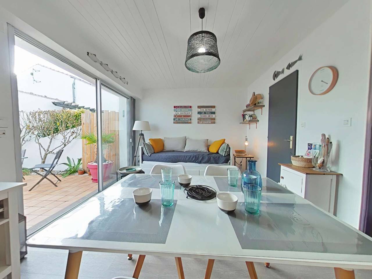 Ganze Wohnung, Studio renoviert, Nähe Strand, Terrasse, max. 4 Personen, Parkplatz, 3-Sterne, Noirmoutier-en-l'Île in L'Herbaudière, Noirmoutier-en-l'Île