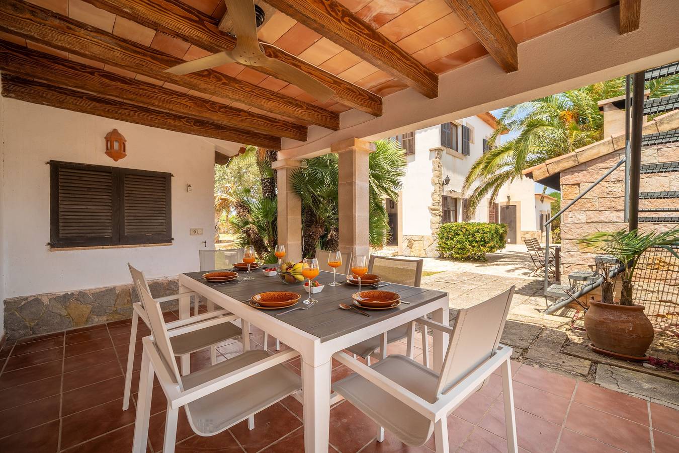 Can Jordi in Cala Llombards – Peaceful Mediterranean Retreat in Cala Llombards, Santanyí