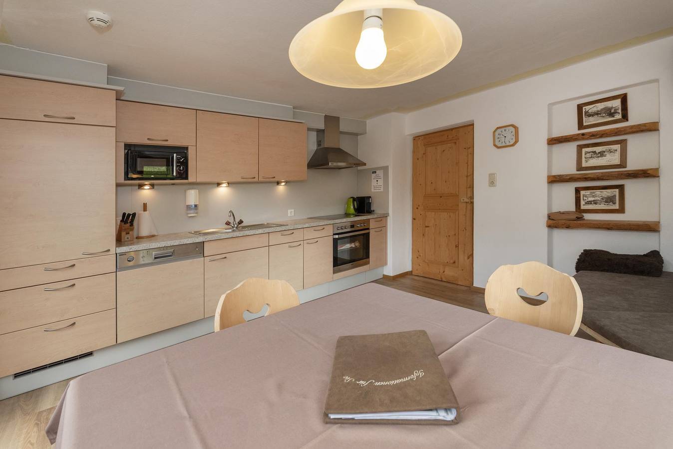 Ganze Ferienwohnung, Apartmenthaus Rosenhof in Alpbach, Kitzbüheler Alpen