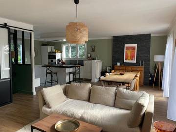 Location de vacances pour 11 personnes, avec jardin à Sainte-Luce-sur-Loire