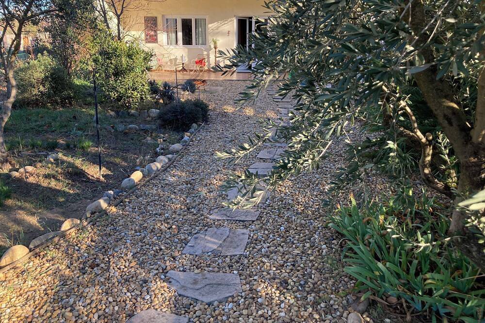 Apartamento entero, Apartment for adventures in Languedoc, France in Cessenon-sur-Orb, Region de Béziers