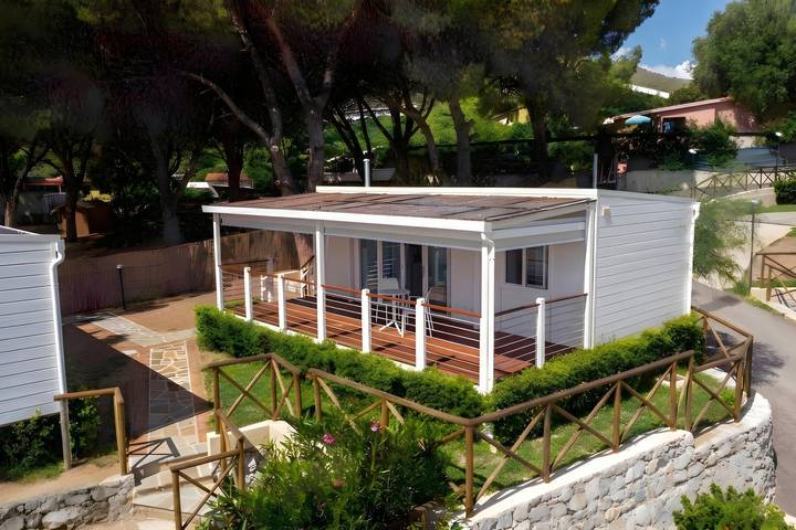 Camping per 4 persone, con terrazza e vista oceano, con animali domestici in Campania
