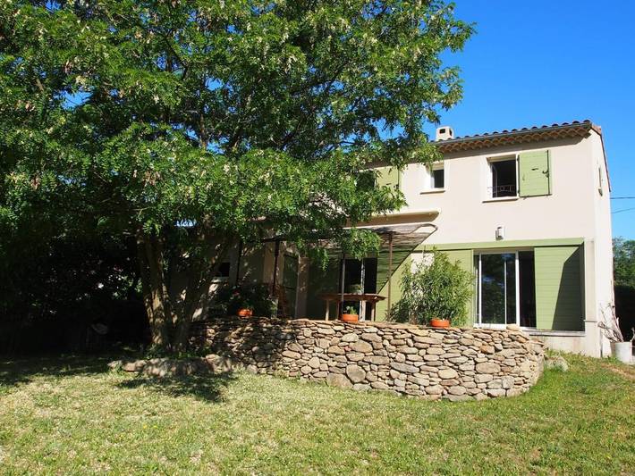 Location de vacances pour 7 personnes, avec jardin à Gravières