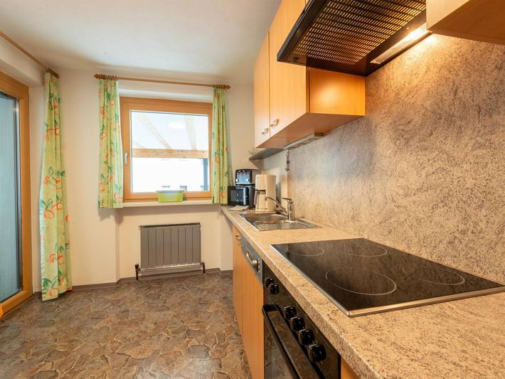 Ganze Wohnung, Wohnung in Fügen nahe Spieljochbahn in Tuxer Alpen, Fügen