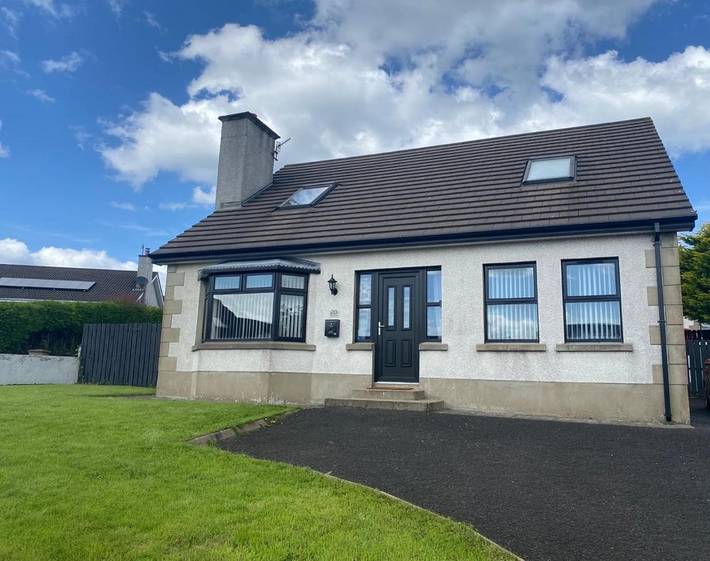 Holiday rental for 12 people, with Garden in Ballycastle