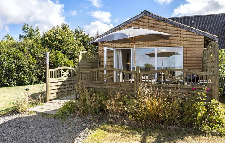 Ferielejlighed for 4 personer, med terrasse i Hasle
