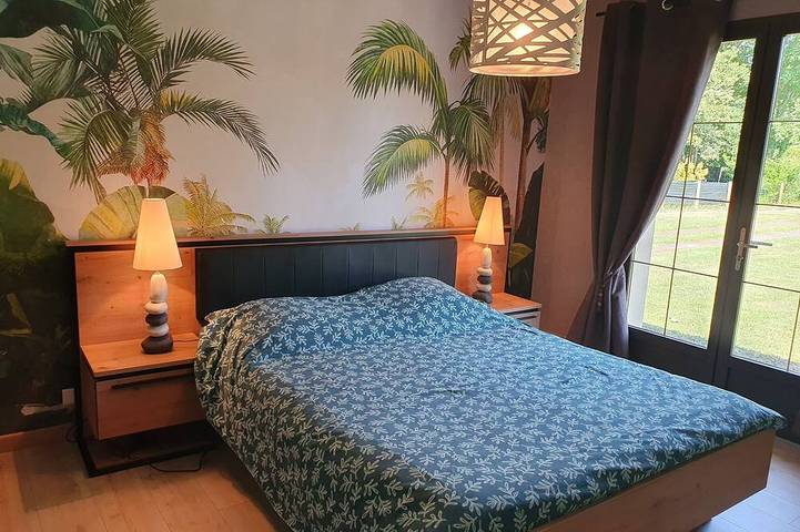 Location de vacances pour 6 personnes, avec terrasse et jardin à Sainte-Eulalie-en-Born - 2