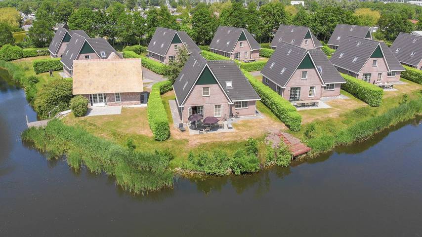 Vakantiehuis voor 10 personen, met Tuin en Sauna in Makkum