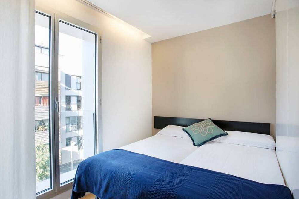 Cosy 2 Bedrooms Apartment Front of the Beach in Barcelona Zentrum, Barcelona