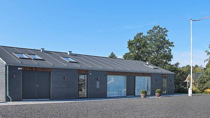 Ferienhaus für 9 Personen, mit Garten und Terrasse sowie Whirlpool und Sauna, mit Haustier in Lolland