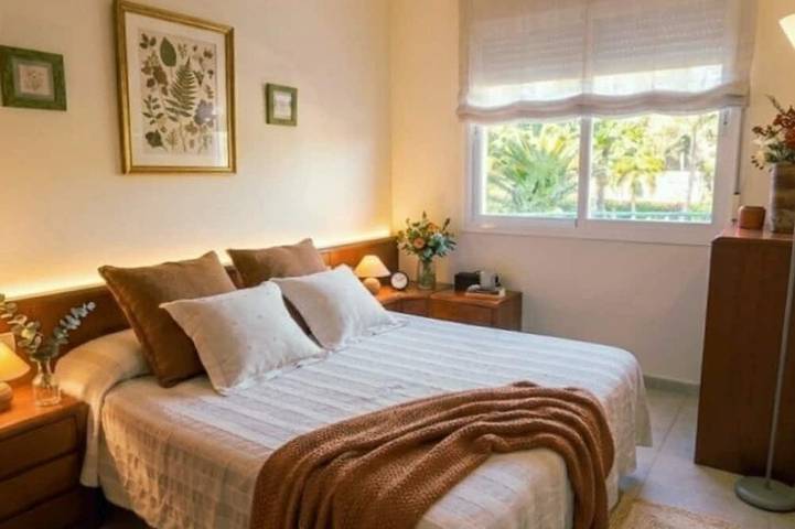Appartement entier, Fully furnished vacation rental with Wi-Fi, 150 meters from Les Bovetes Beach in Platja de les Marines (El Palmar), El Palmar