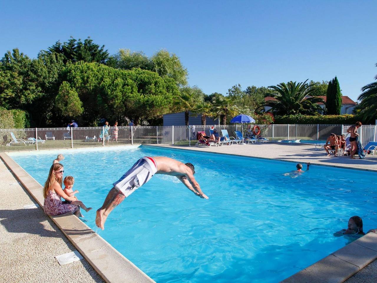 Maison De Vacances pour 8 Personnes dans Le Château-d'Oléron, Région de Rochefort