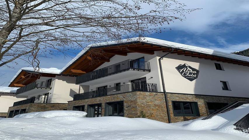 Ferienhaus für 26 Personen, mit Balkon und Sauna in Gaschurn