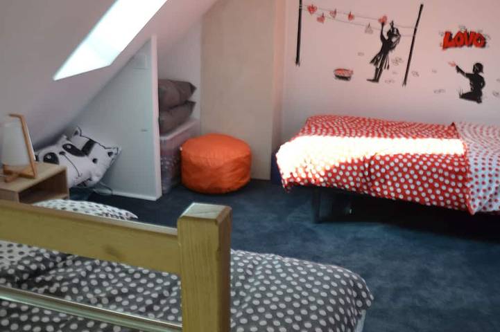 Location de vacances pour 8 personnes, avec jardin dans Saint-Quentin en Yvelines - 4