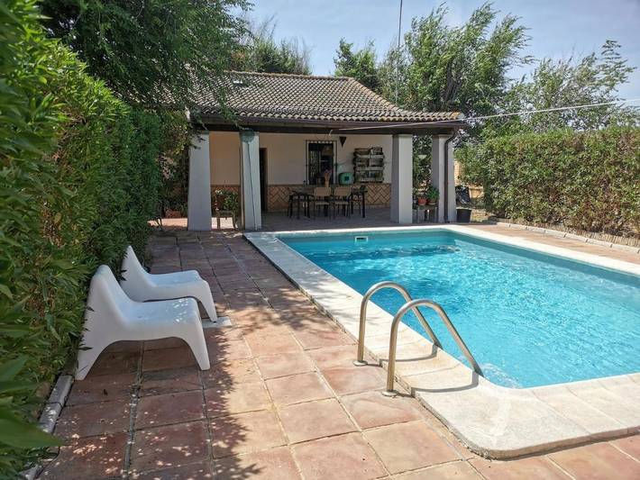 Location de vacances pour 5 personnes, avec Terrasse et Jardin ainsi que Piscine et Vue à Carmona - 3