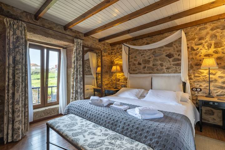 Alojamiento y desayuno para 3 personas, con Jacuzzi y Jardín