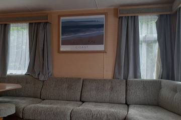 Static Caravan for 4 People in Amroth, Pembrokeshire, Photo 3