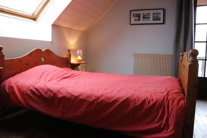 Location de vacances pour 2 personnes, avec sauna et vue ainsi que terrasse et jardin à Aillon-le-Jeune - 4