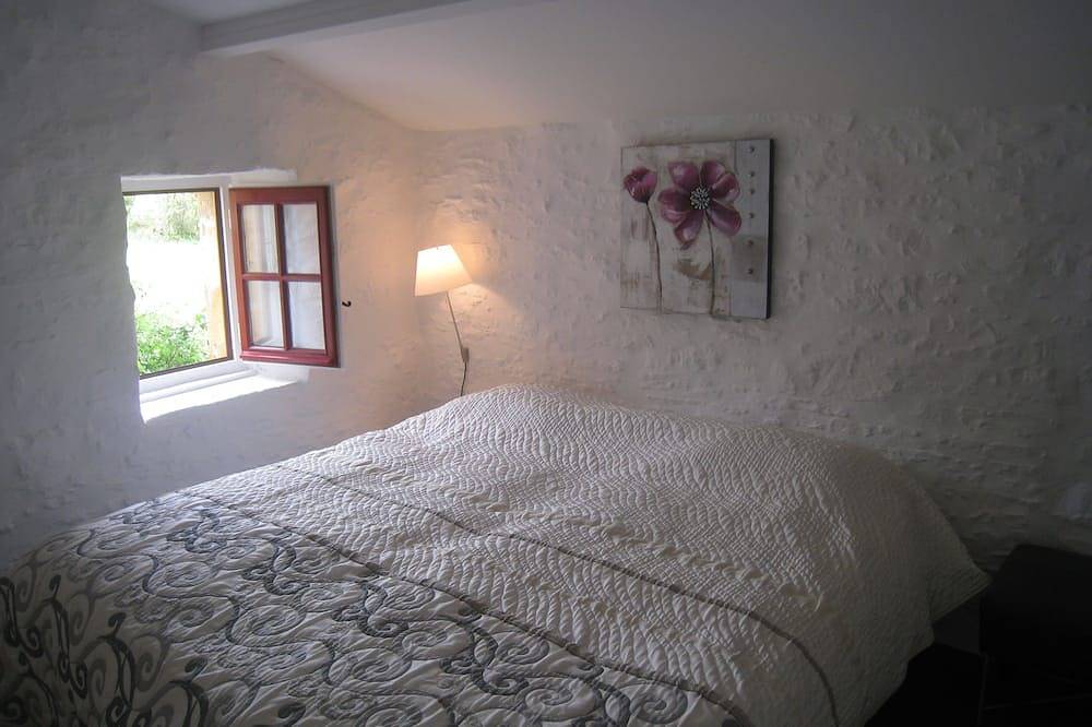 Encantadora casa clasificada 4 * -Jacuzzi-piscina climatizada Cerca de Sarlat in Daglan, Périgord Noir