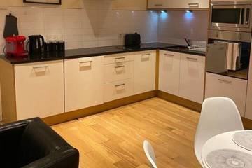 Holiday Letting for 4 People in Kingston upon Hull, Yorkshire, Photo 3