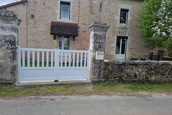 Location de vacances pour 6 personnes, avec Jardin à Mayac