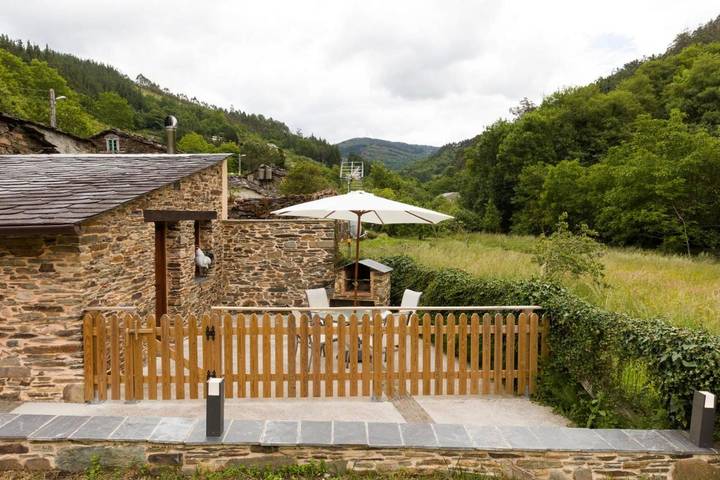 Casa rural para 3 personas, con Terraza y Jardín en Taramundi - 3