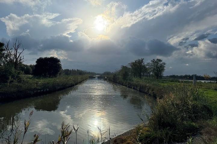 Casa Turchina, a renovated old fishing lodge surrounded by nature in Porto Viro, Rovigo Provinz