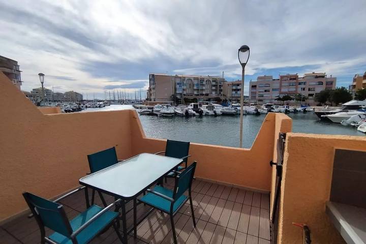 Ferienwohnung für 4 Personen, mit Balkon und Terrasse sowie Ausblick in Frontignan - 4