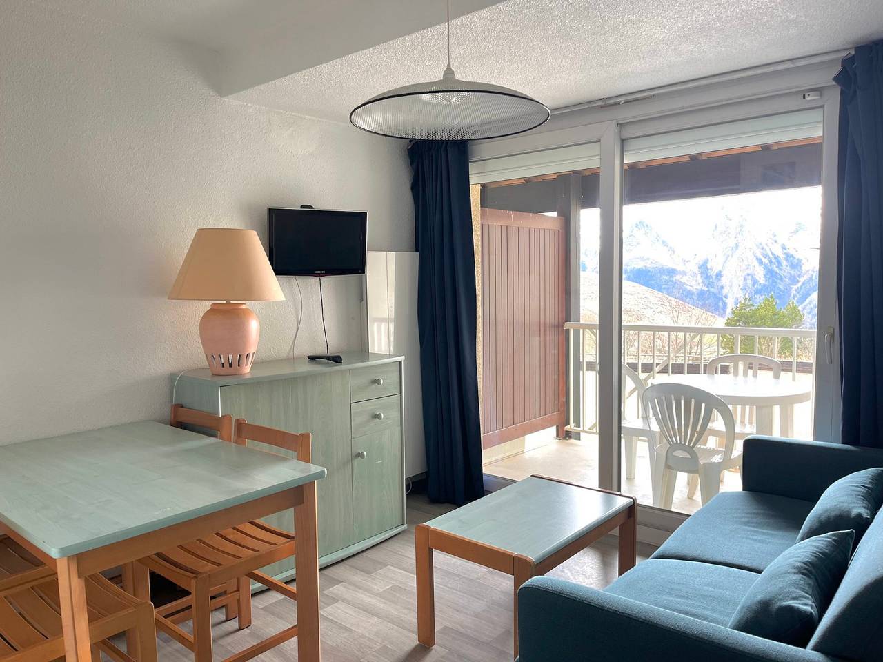 Appartement entier, Charmant T2 avec Navette Gratuite, Casier à Ski et Accès Spassio in Germ, Pyrénées