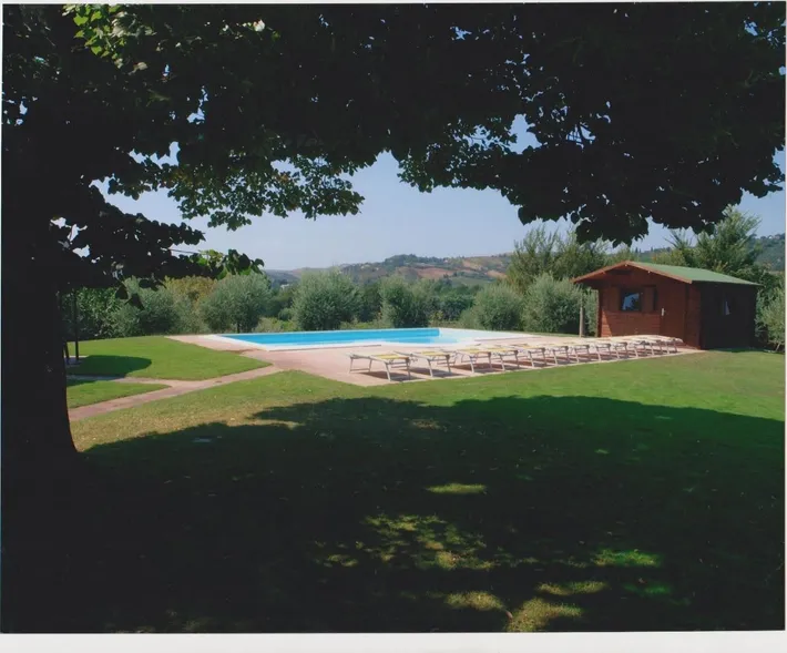 Habitación para 3 personas, con piscina además de jardín y vistas - 1