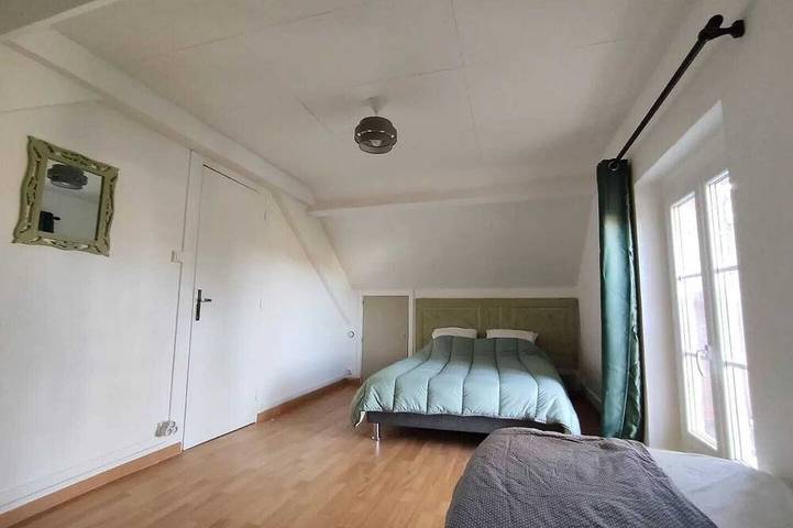 Location de vacances pour 4 personnes, avec terrasse et jardin à Lison - 3