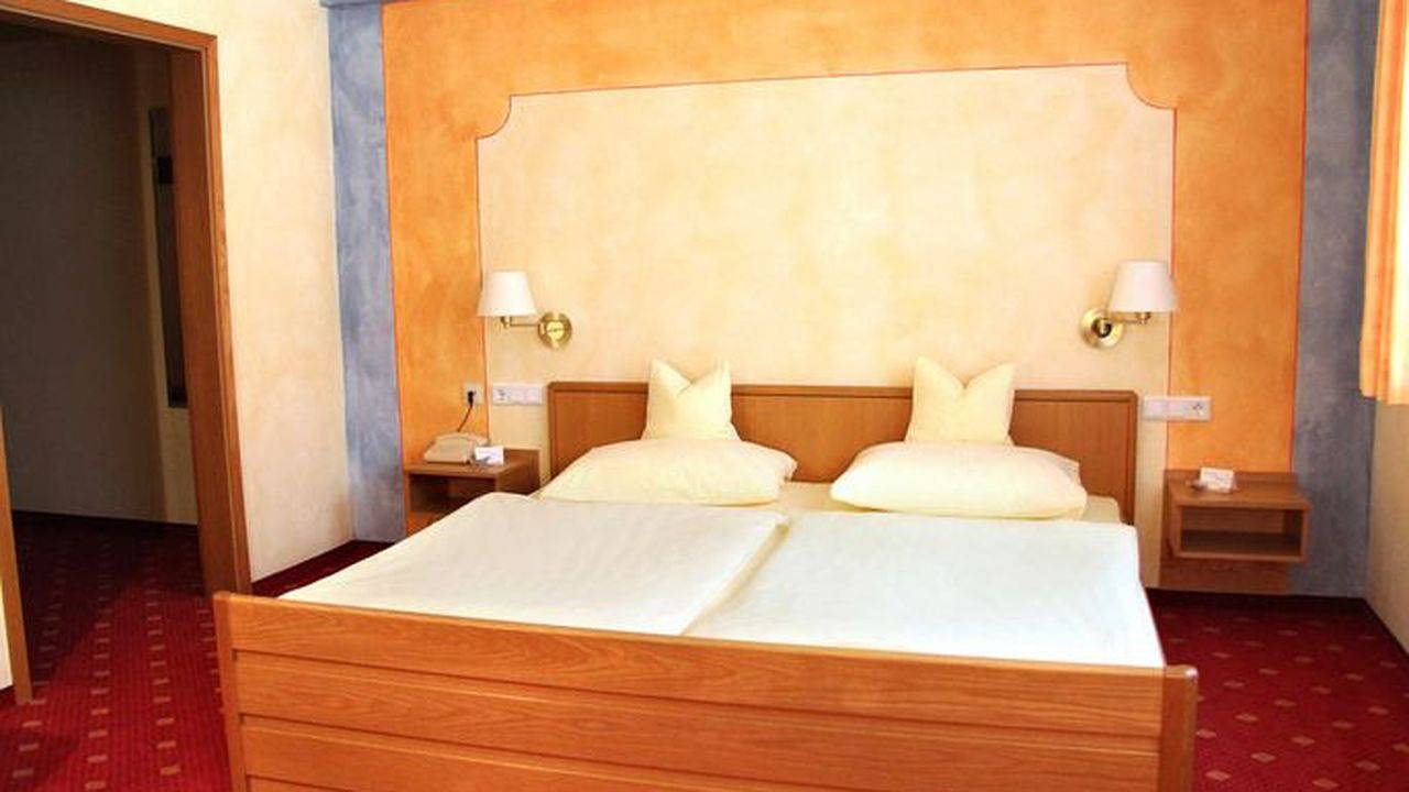 Mehrbettzimmer für 2 Personen in Bad Windsheim in Bad Windsheim, Steigerwald