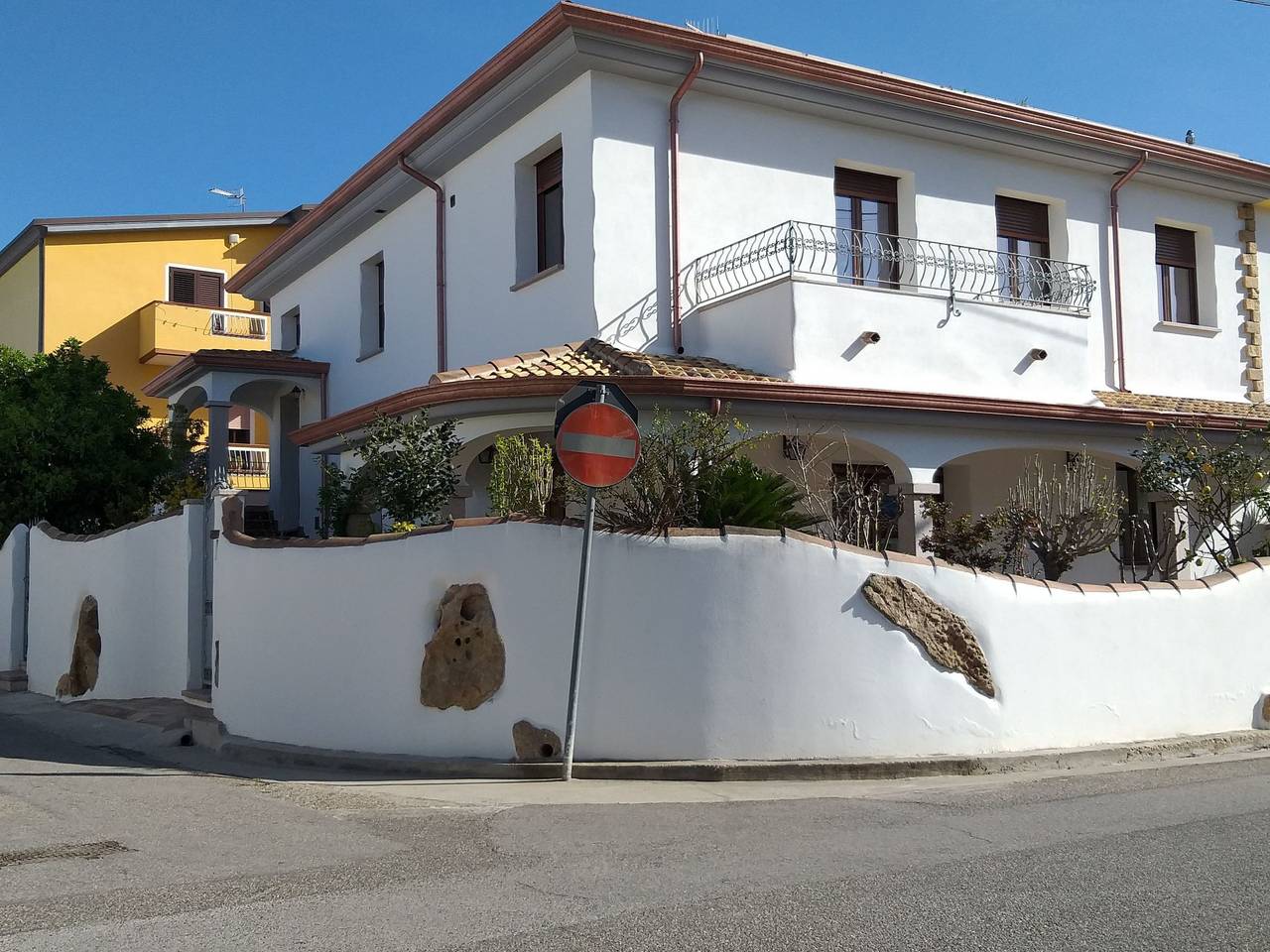 Ganze Wohnung, Anwesen mit Balkon in Irgoli, Golf von Orosei
