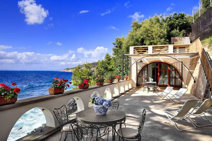 Location de vacances pour 2 personnes, avec terrasse à Massa Lubrense - 2