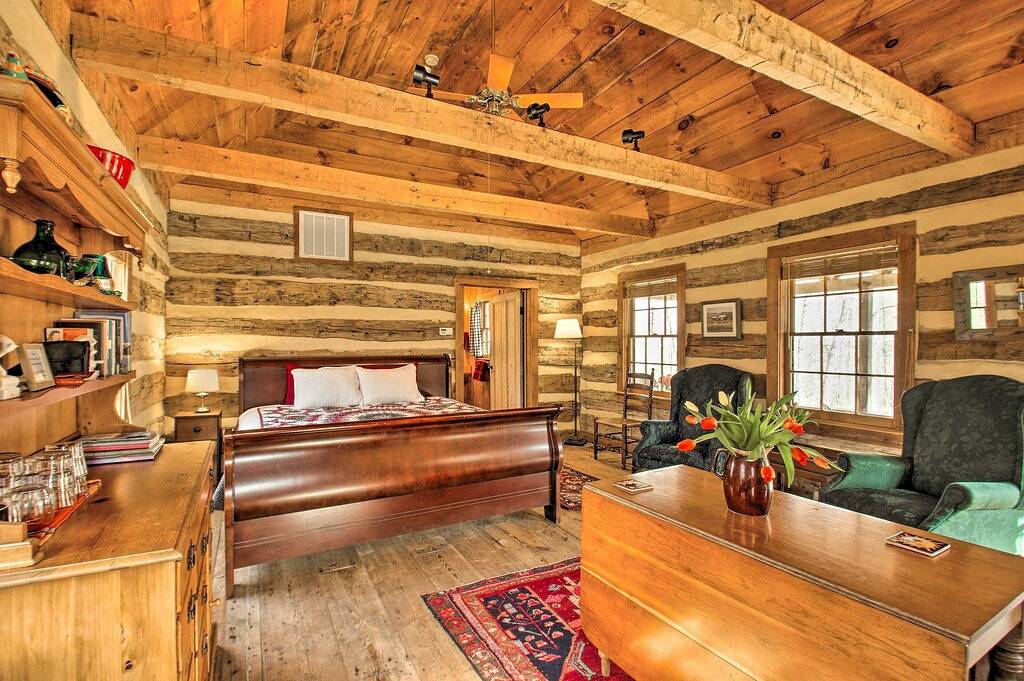 Numerous On-Site Trails: Earlysville Wooded Cabin in Albemarle County