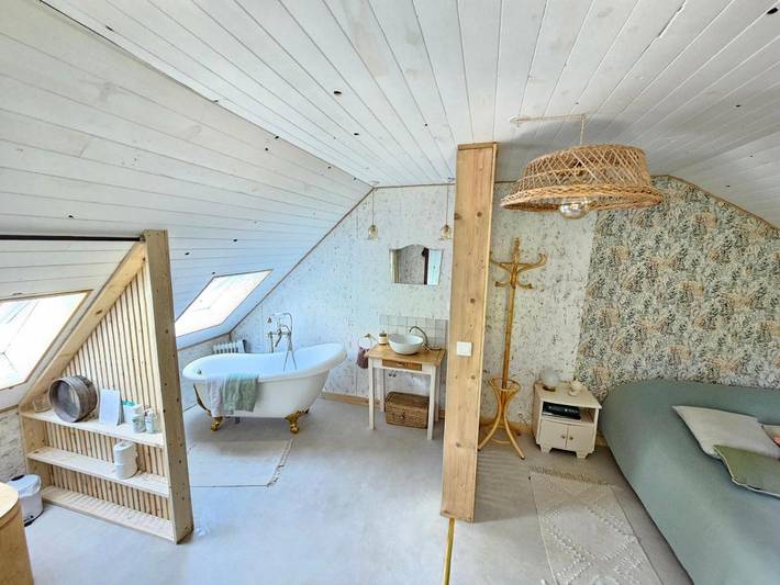 Gîte pour 2 personnes, avec jardin ainsi que vue et terrasse, animaux acceptés à Fierville-les-Mines - 3