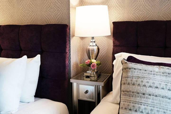 Location de vacances pour 18 personnes, avec jacuzzi ainsi que jardin et terrasse à Galway - 4