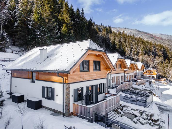 Chalet für 12 Personen, mit Whirlpool und Terrasse sowie Garten und Sauna in Donnersbachwald