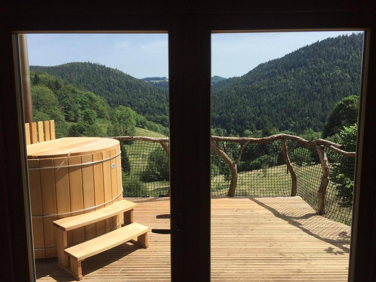 Cabane insolite Les Vargottes in Le Val-d'Ajol, Parc naturel régional des Ballons des Vosges