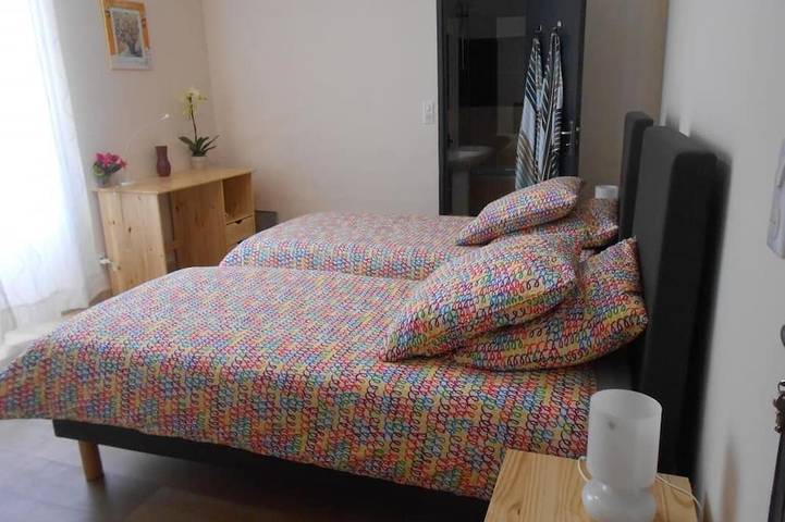 Location de vacances pour 12 personnes, animaux acceptés à Bez-et-Esparon - 2