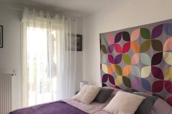 Ganze Wohnung, Neue Wohnung, schöne Ausstattung entlang des Rhône-Kanals in Sète in Aigues-Mortes, Côte d'Améthyste