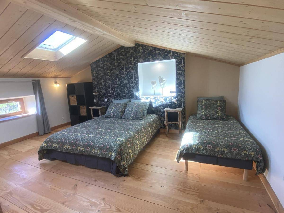 Two-Bedroom House in Isserteaux, Parc Naturel Régional Livradois-Forez
