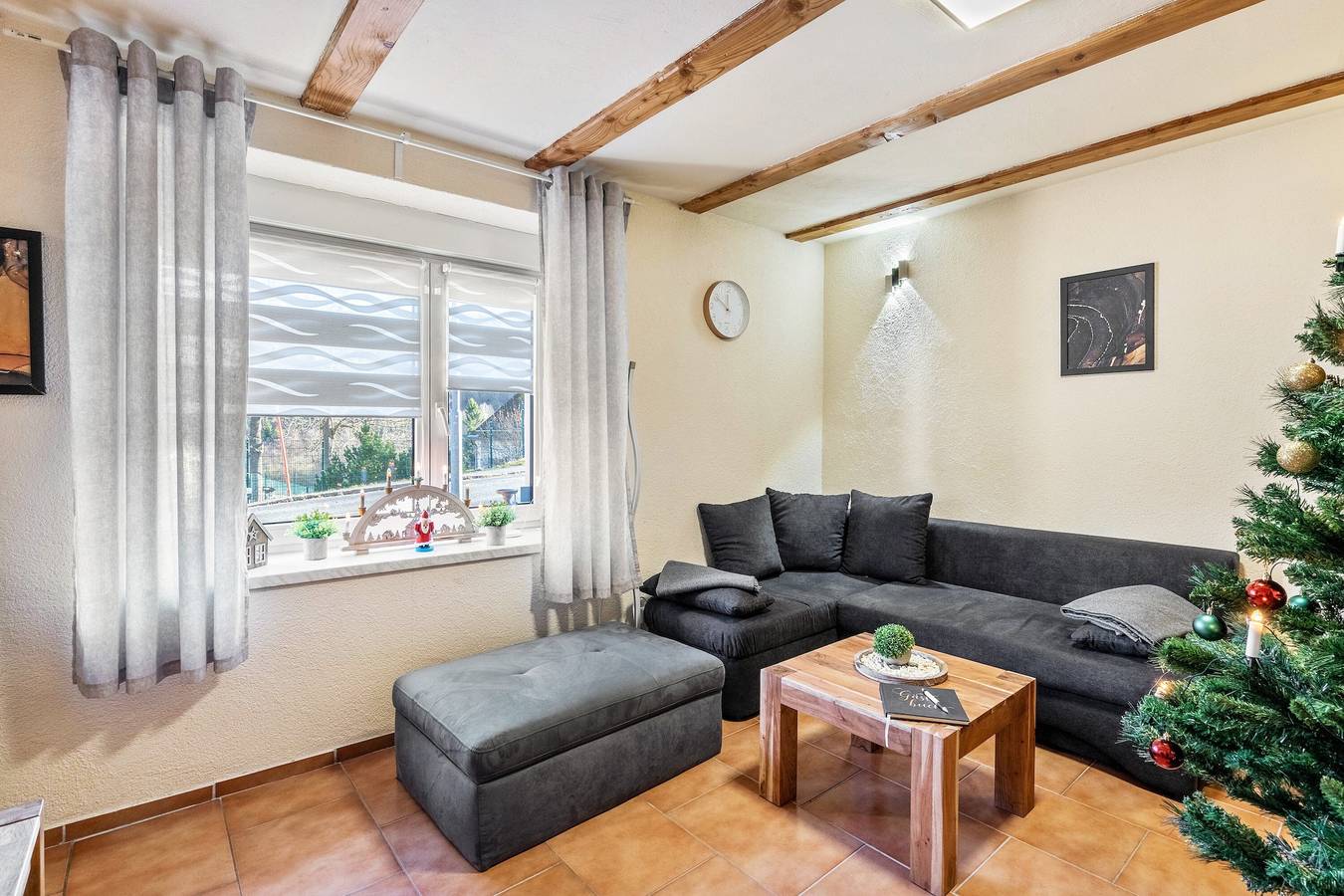 Ganze Wohnung, Ferienwohnung 'Ferienhaus Fichtelberg Apartement B' mit Bergblick, privater Terrasse und Wlan in Oberwiesenthal, Keilberg